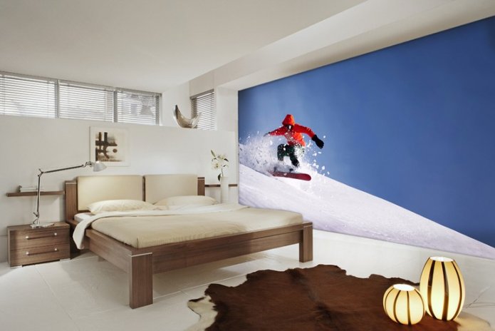 snowboardeur sur la piste