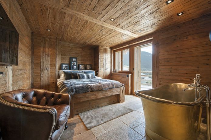 décoration murale et plafond en bois