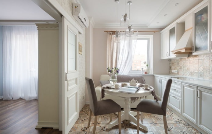 Cuisine aux couleurs claires