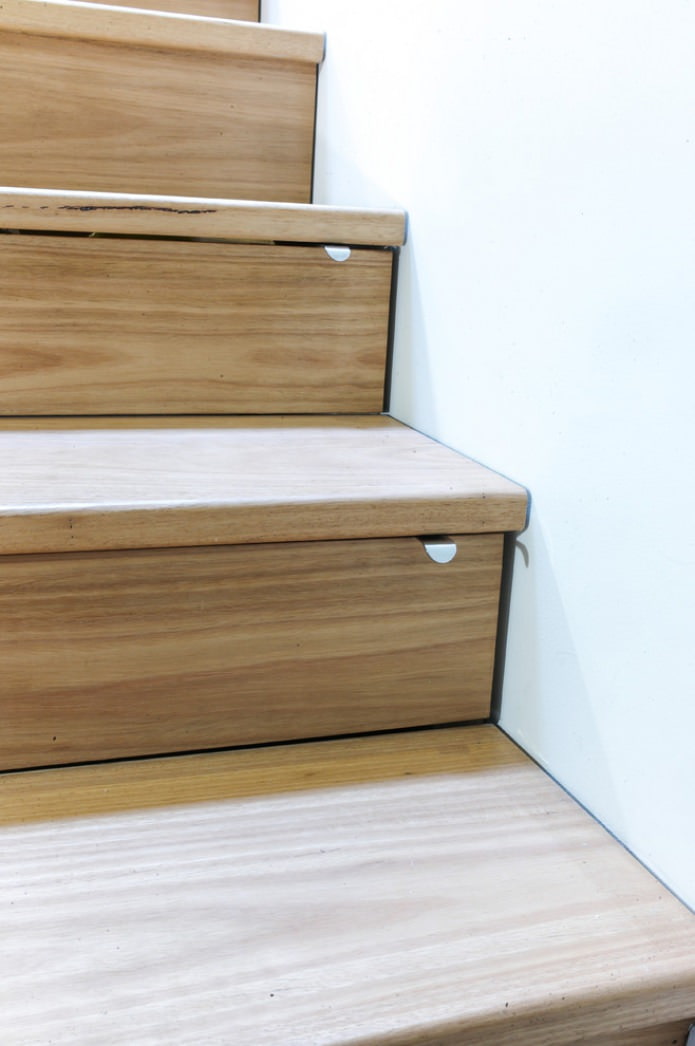 Armoires coulissantes en escalier