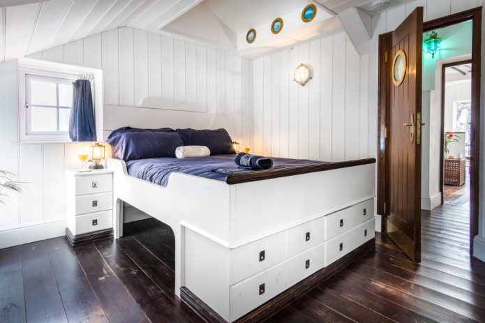 bed in style marin