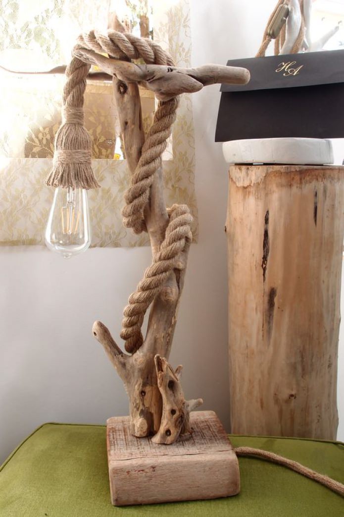 lampe avec corde