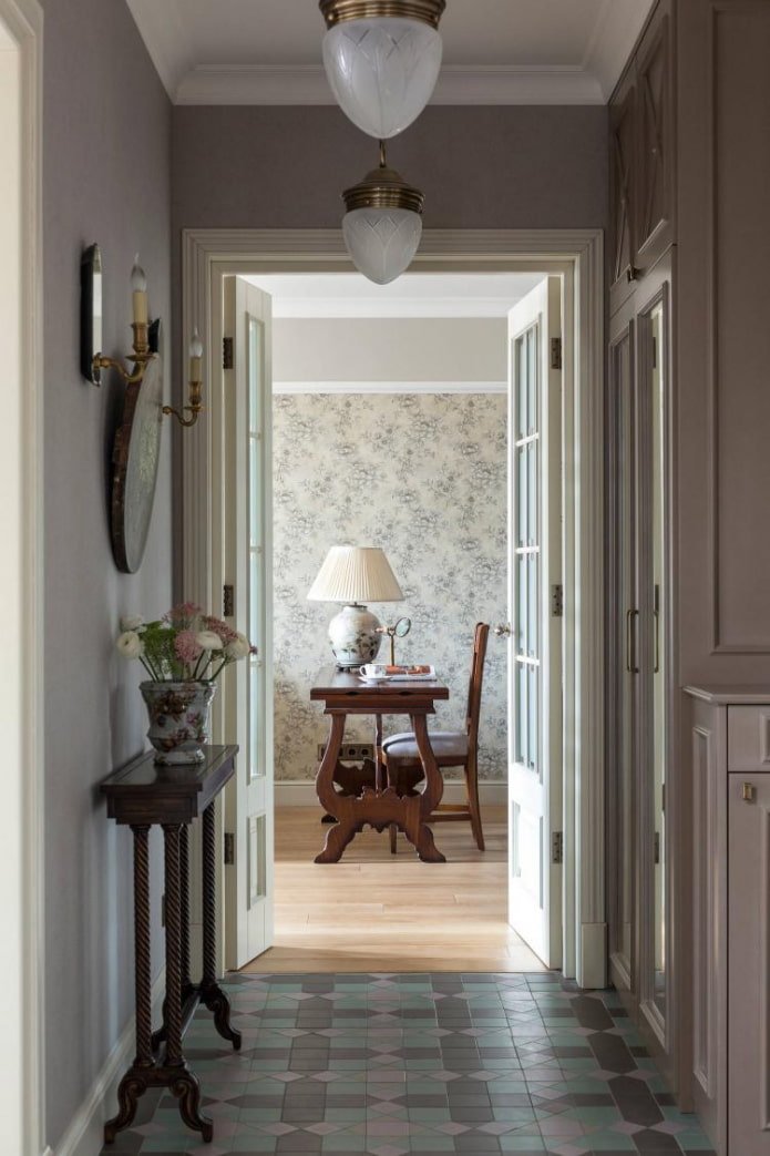 décoration de couloir étroit