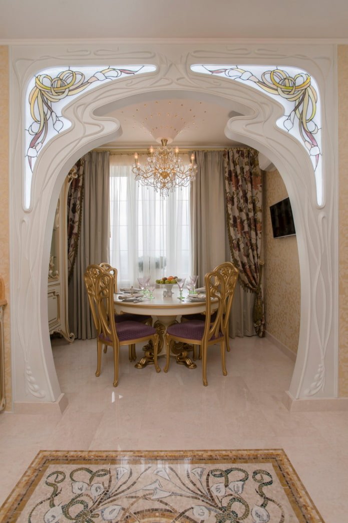 Décoration d'arche en verre