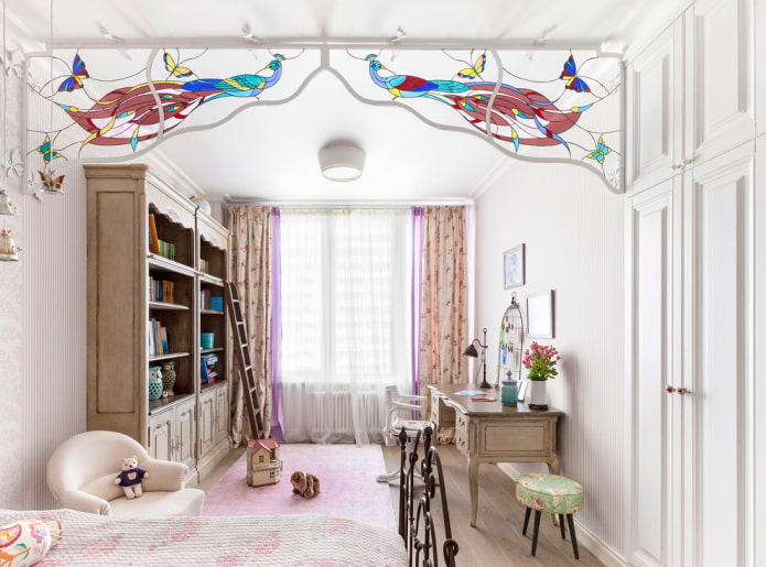 Motif figuré d'une arche dans une chambre d'enfant