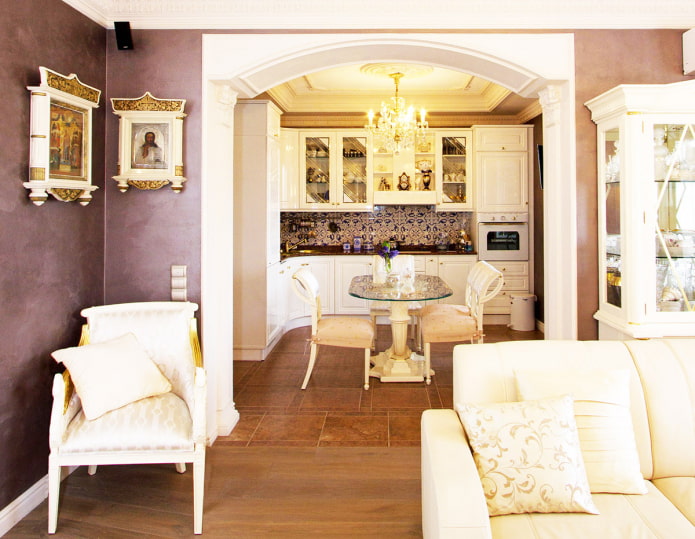 arche entre la cuisine et le salon