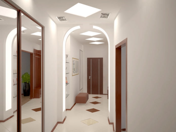 arche rétroéclairée dans l'intérieur du couloir