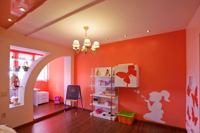 Arche en placoplâtre à l'intérieur de la chambre d'enfant