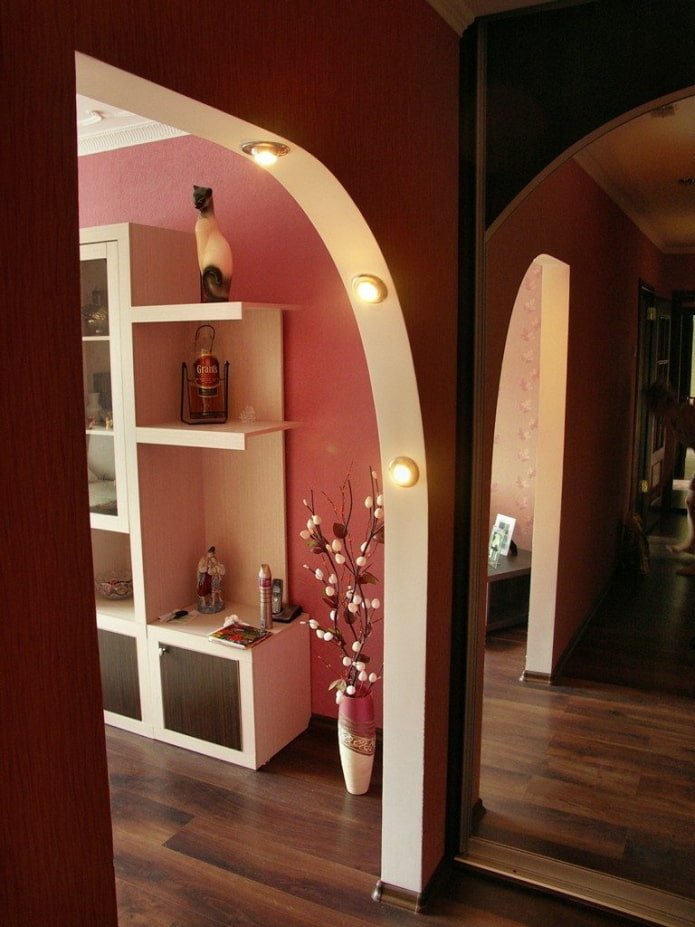 arche en placoplâtre avec rétroéclairage intérieur