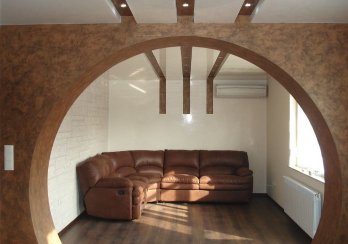 arc en plein cintre en plaques de plâtre à l'intérieur