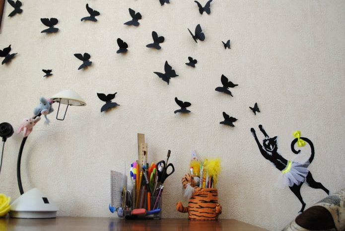 Papillons 3D sur le mur