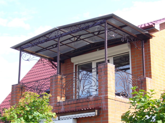 Projet de balcon avec auvent dans une maison privée
