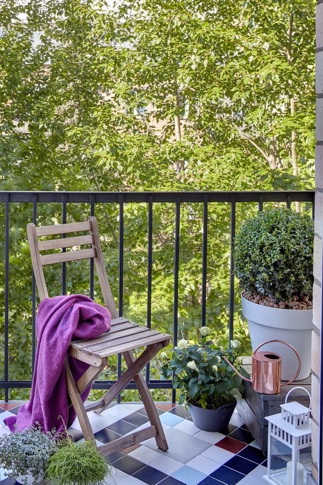 balcon ouvert dans un appartement Khrouchtchevka