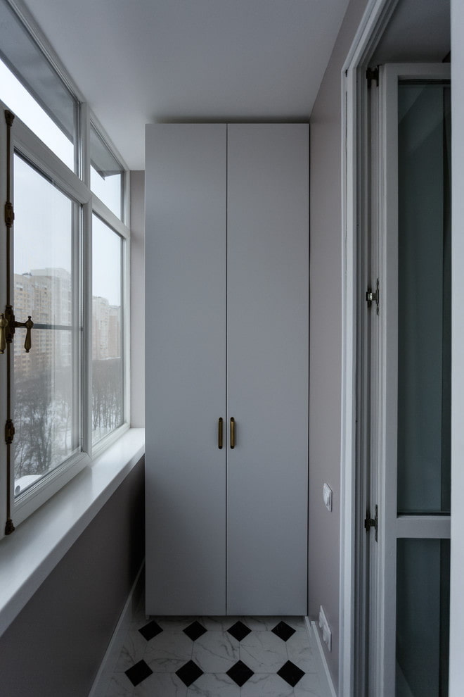 Aménagement d'un balcon dans un appartement Khrouchtchev