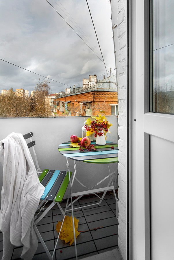 balcon ouvert dans un appartement Khrouchtchevka