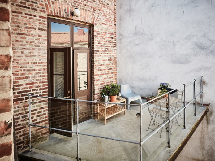 Balcon ouvert style loft