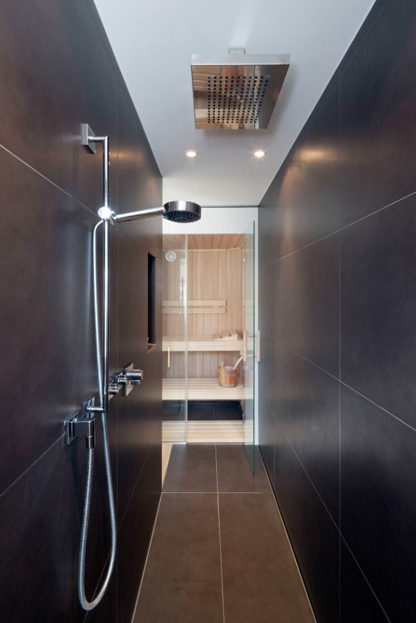 salle de bain dans un bain public