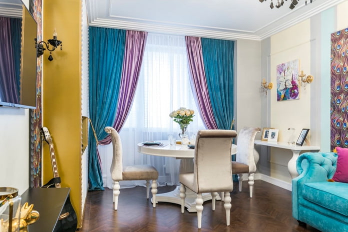 Rideaux combinés à l'intérieur