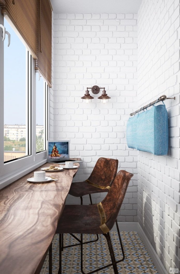 comptoir de bar avec un plateau en bois