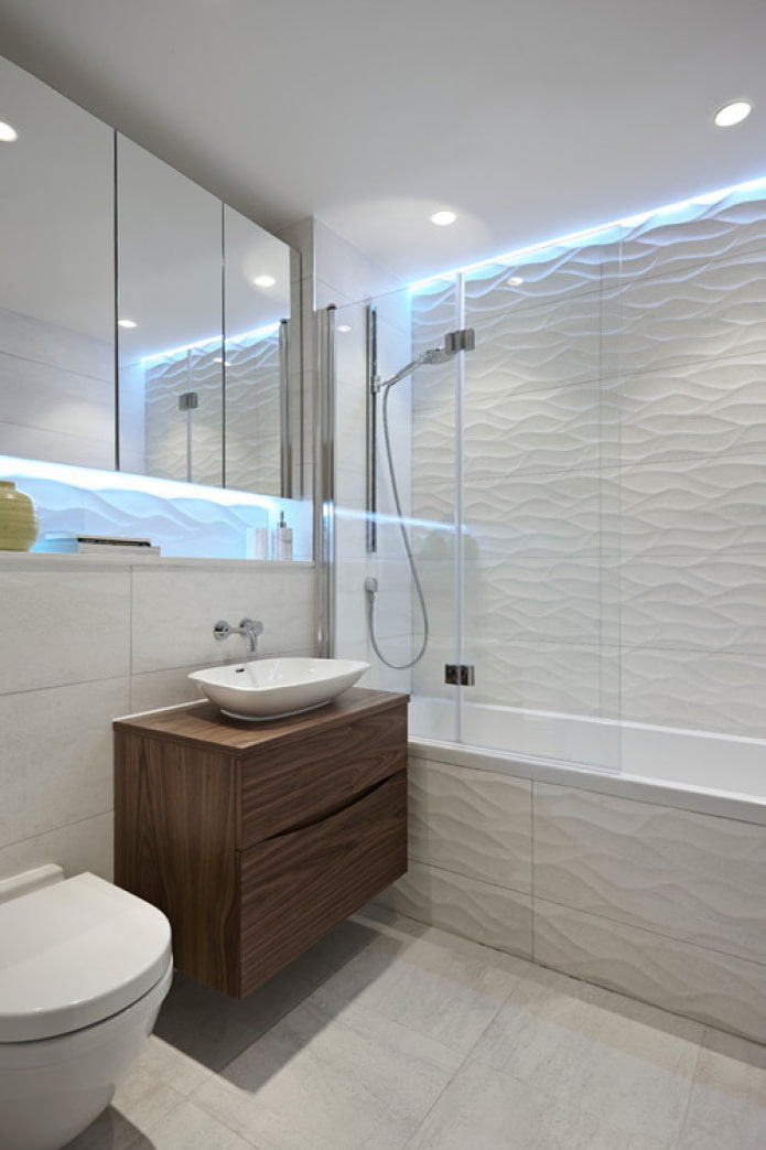 Salle de bain lumineuse