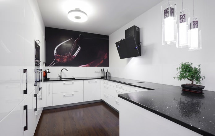 papier peint photo dans la cuisine avec un plan de travail noir
