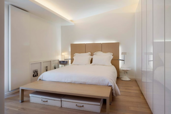meubles à l'intérieur d'une chambre dans des tons blancs