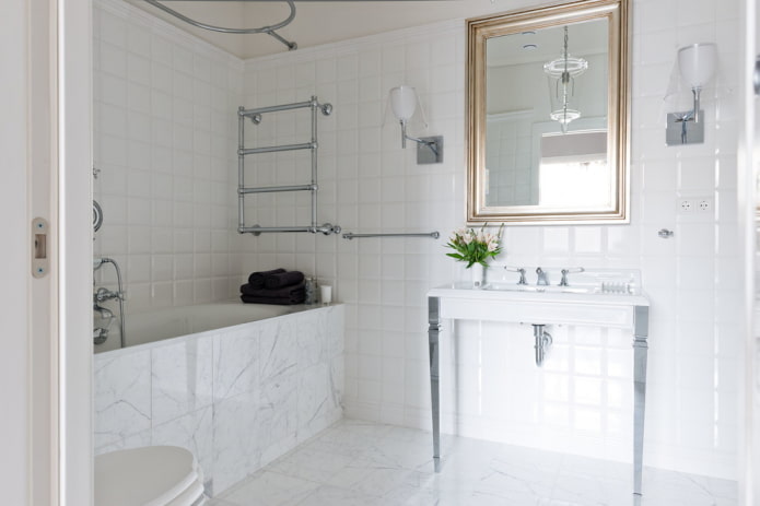 Meubles de salle de bains blancs