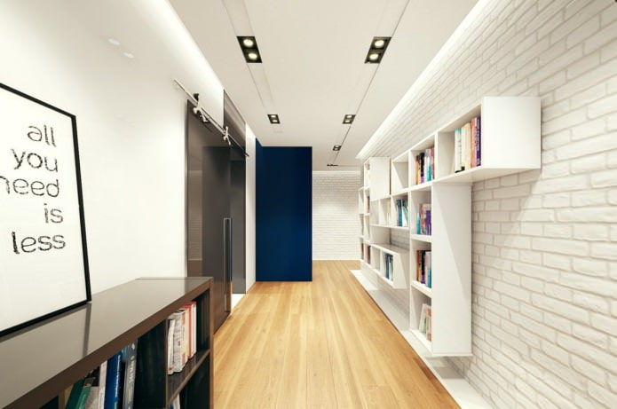 brique blanche dans l'intérieur du couloir