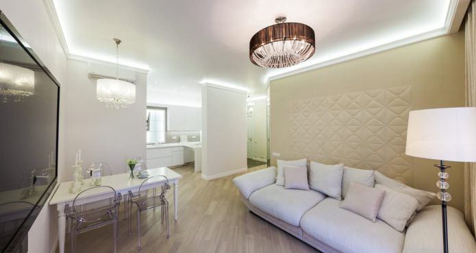 Stratifié clair dans le salon