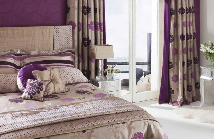 rideaux en satin beige à fleurs lilas