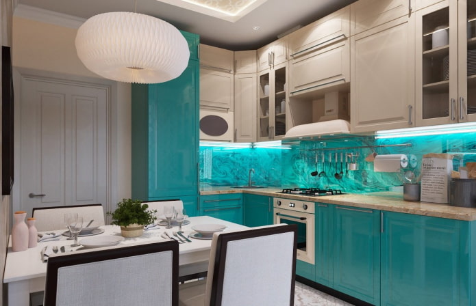 conception de cuisine dans les tons beige et turquoise
