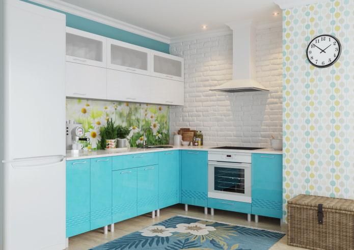 Intérieur de cuisine aux tons blanc et turquoise