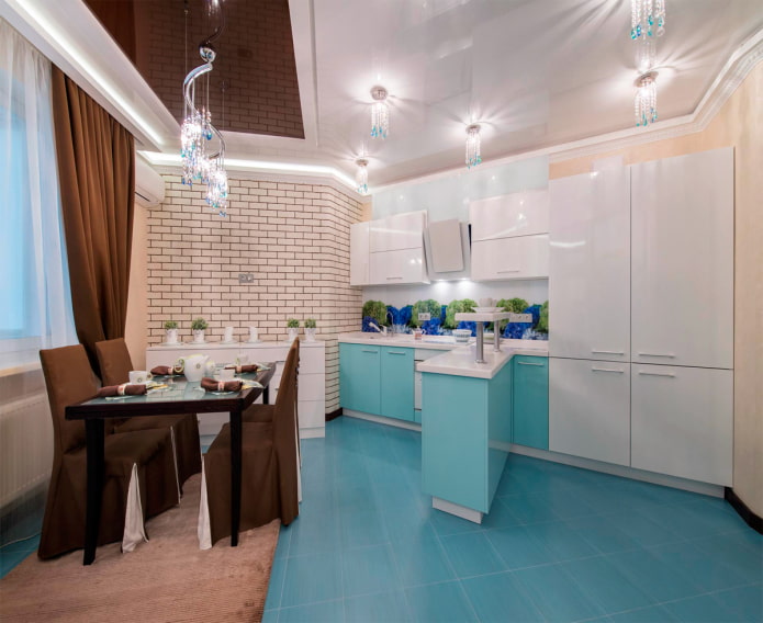 plafond dans un intérieur de cuisine aux tons turquoise