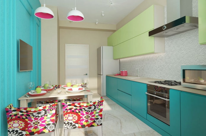 Cuisine aux tons turquoise avec des accents lumineux