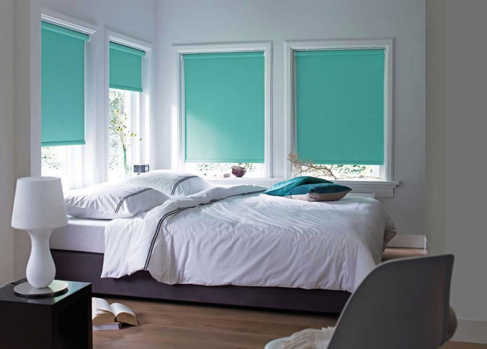 Stores enrouleurs turquoise