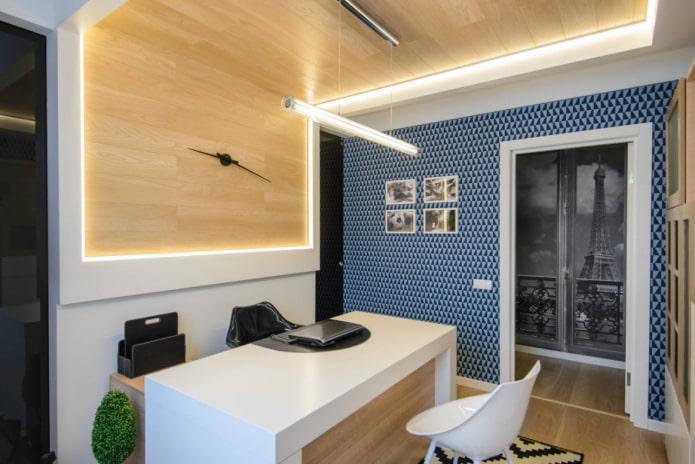horloge dans le style du minimalisme