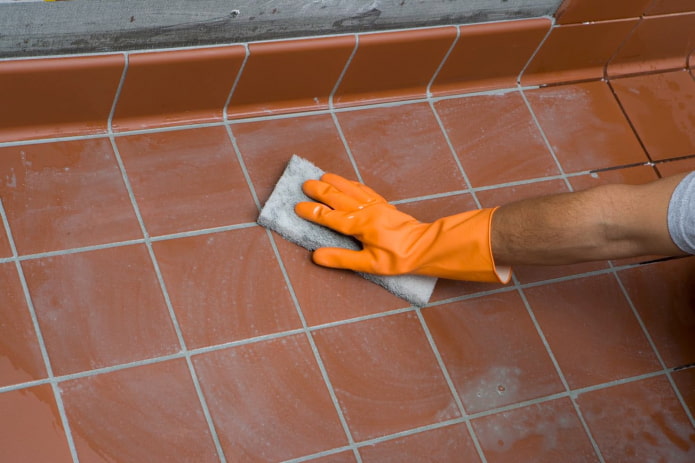 nettoyer le carrelage après rénovation