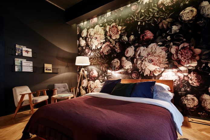 Décoration d'intérieur de chambre dans les tons noirs