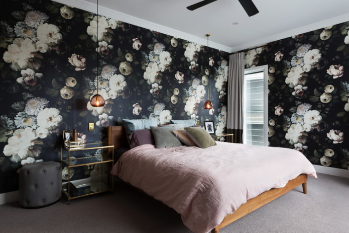 Décoration d'intérieur de chambre dans les tons noirs
