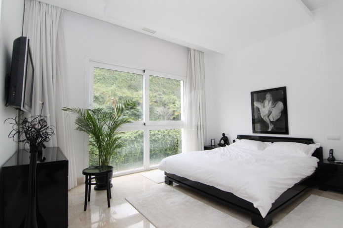 Décoration et éclairage de chambre en noir et blanc