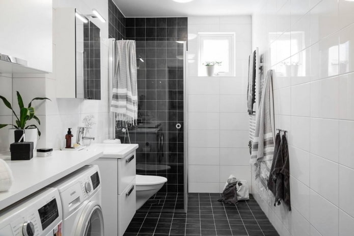 Carrelage carré noir et carrelage rectangulaire blanc
