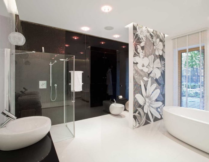 Panneau dans la salle de bain