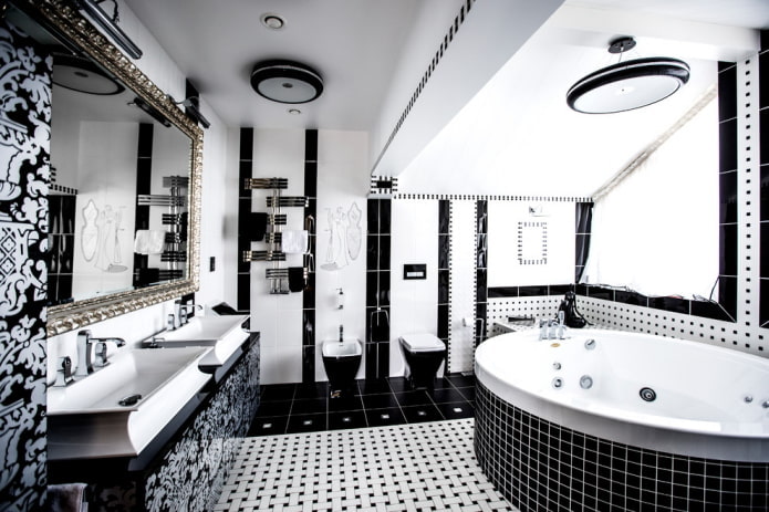 salle de bains mansardée noir et blanc