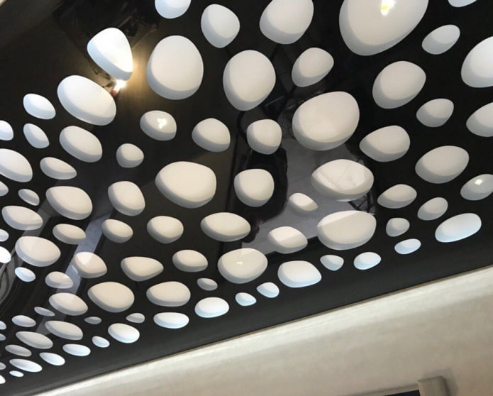 Plafond tendu noir perforé