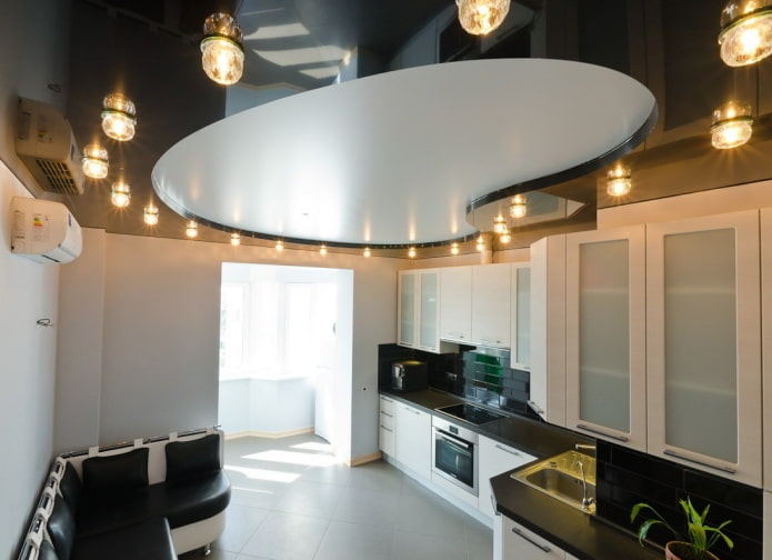 Plafond noir et blanc