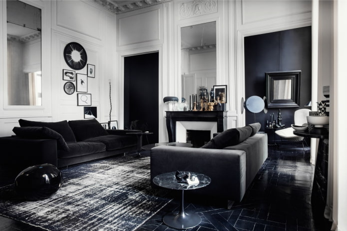 Décoration sombre dans le salon