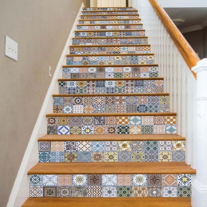 carreaux brillants sur contremarches