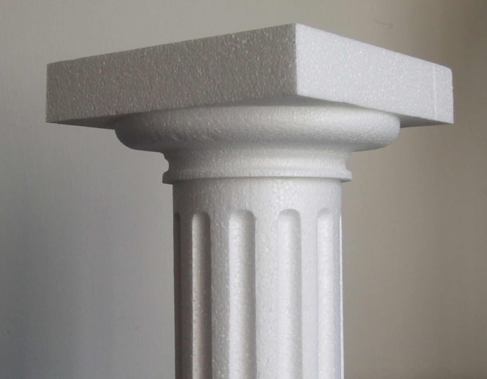 Colonne en mousse