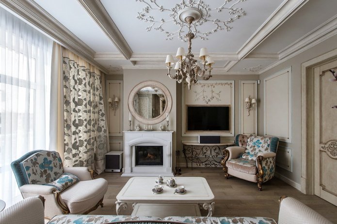 décor au plafond