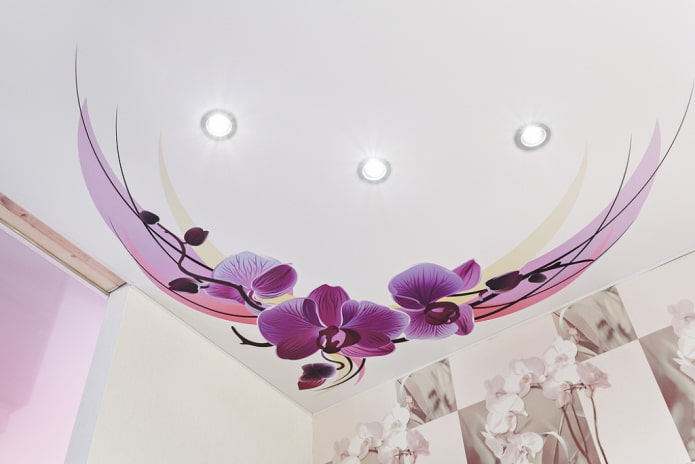 autocollant avec des fleurs au plafond plafond